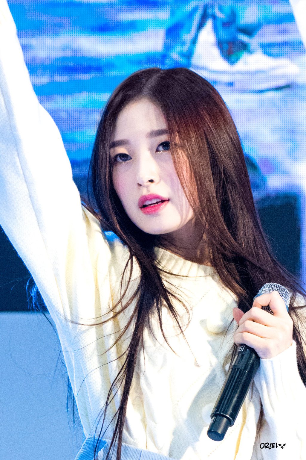 요즘 미모 절정인 오마이걸 아린이.jpgif (184장) | 인스티즈