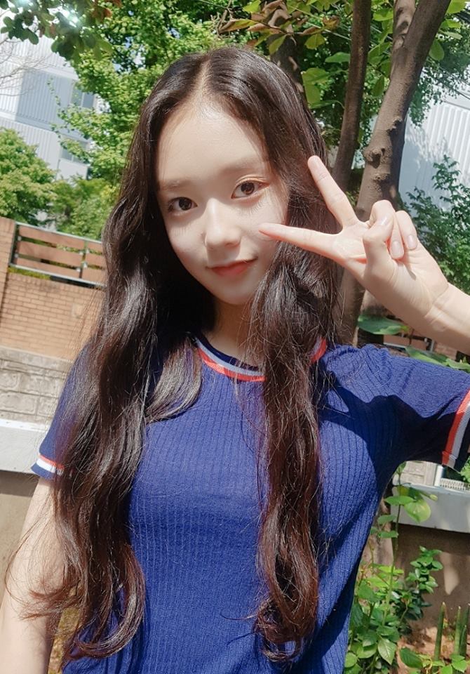 [프로듀스48] 소속사에서 올려준 김도아 사진들.jpg | 인스티즈
