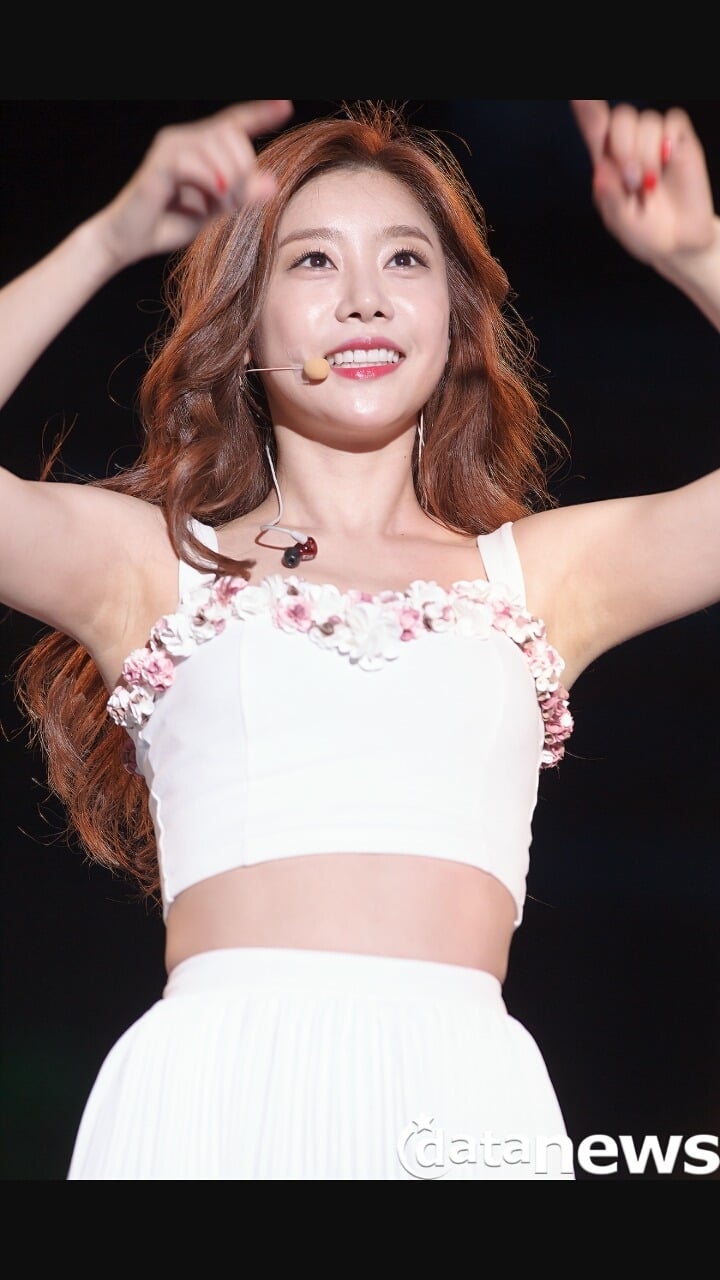 소진 겨드랑이 | 인스티즈