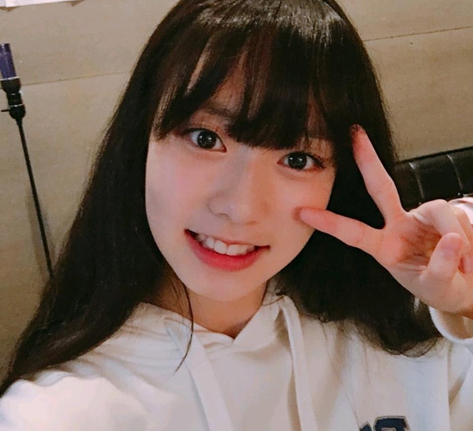 [프로듀스48] 소속사에서 올려준 김도아 사진들.jpg | 인스티즈