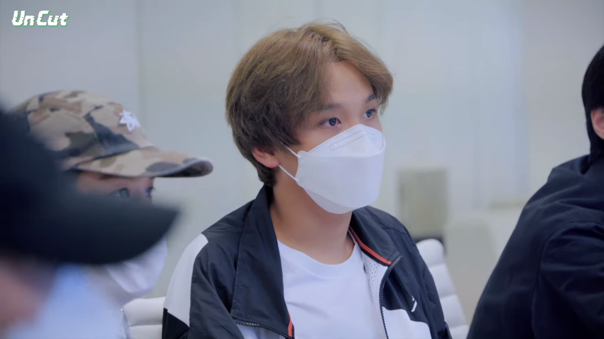 sticker 데모곡 듣고 표정관리 실패해버린 nct127 | 인스티즈