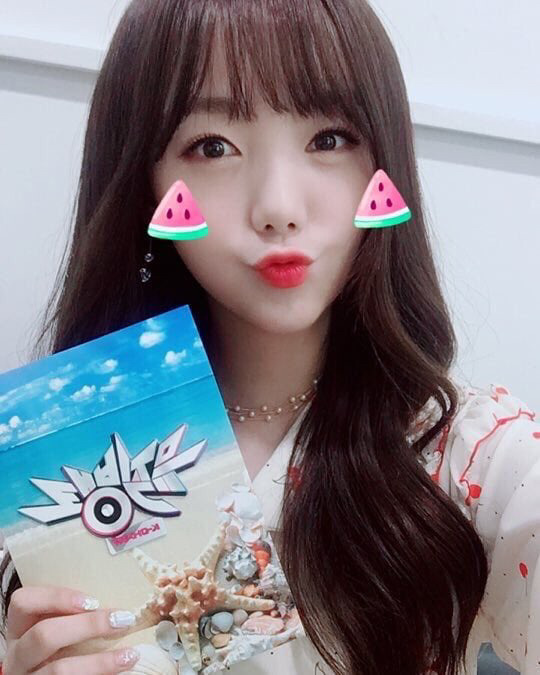 [러블리즈] 커피 한 잔 더 할까 생각 중이라서 케이 | 인스티즈