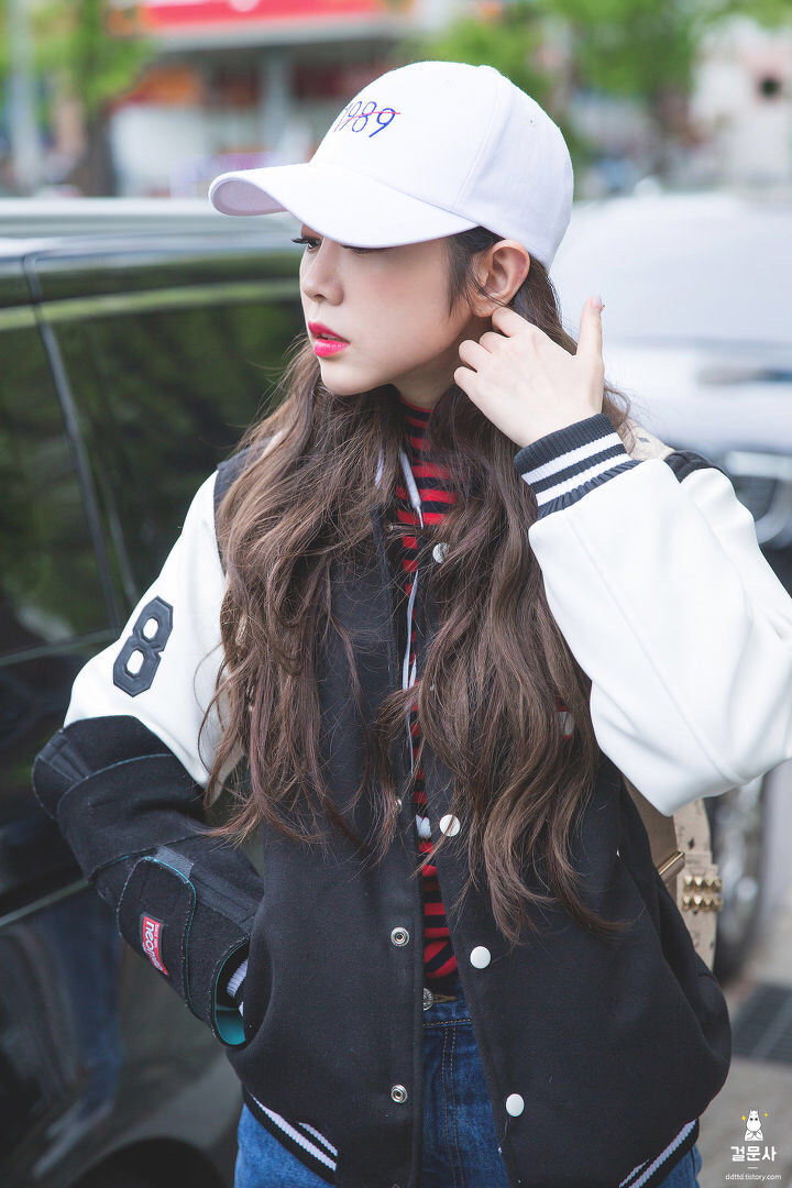 [러블리즈] 이제 잘까해서 지수 | 인스티즈