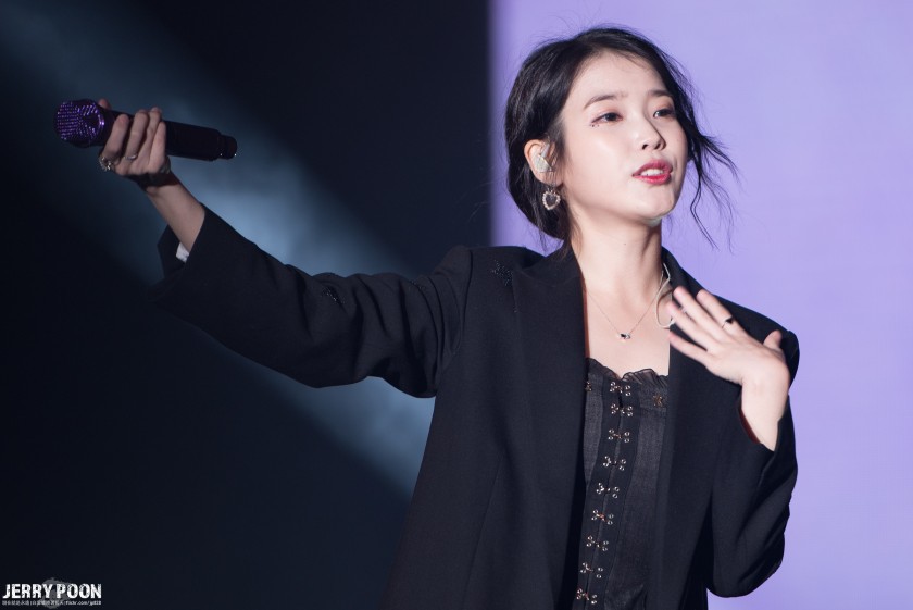섹시함 그자체인 섹시가수 아이유.jpgif | 인스티즈
