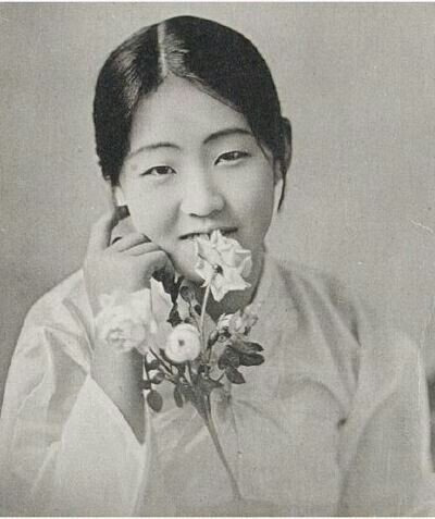 한국사람들 추구미 여태 그대로인거랑 피 개진한거 신기함 | 인스티즈