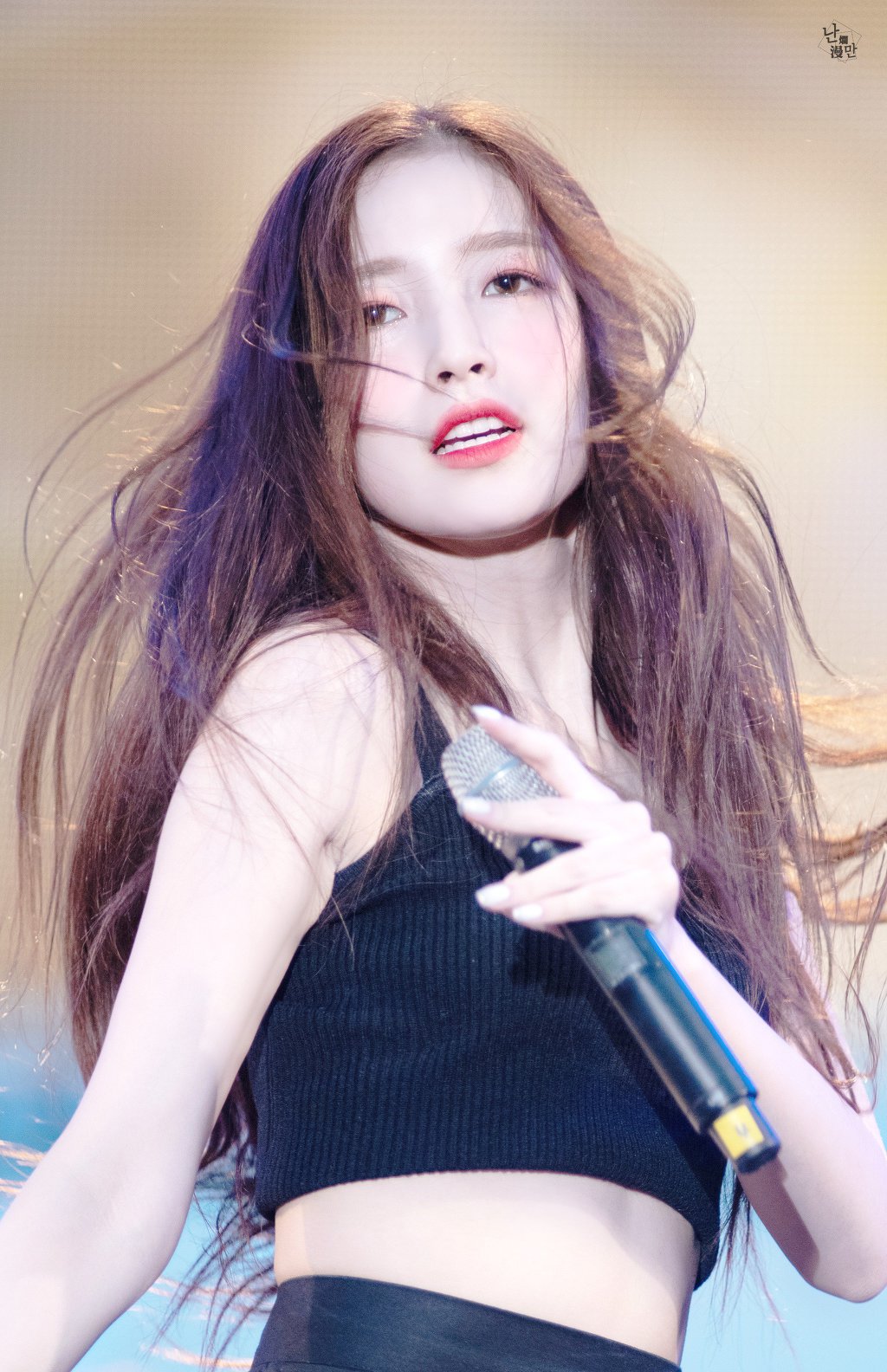 연도별로 보는 오마이걸 아린이의 성장과정.jpgif | 인스티즈
