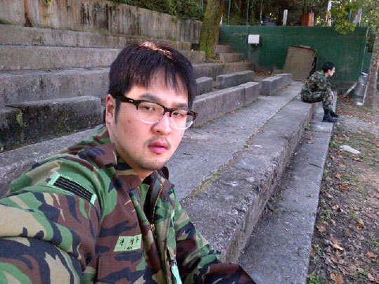 예비군 훈련장의 연예인 | 인스티즈