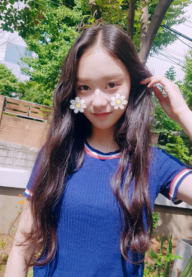 [프로듀스48] 소속사에서 올려준 김도아 사진들.jpg | 인스티즈