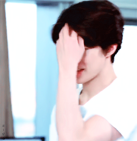 [고르기] 비밀 연애중에 고백 받았을때 애인 반응 고르기 | 인스티즈