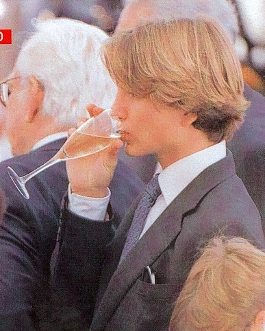 [안드레아카시라기] 한때 전세계 소녀들에게 아이돌급으로 인기 많았던 진짜 왕자님 같았던 그의 10대 | 인스티즈