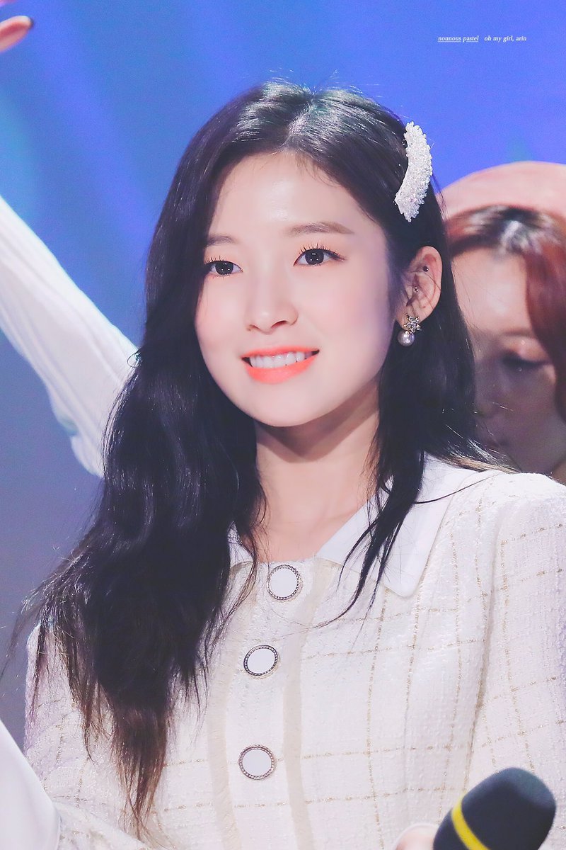 연도별로 보는 오마이걸 아린이의 성장과정.jpgif | 인스티즈