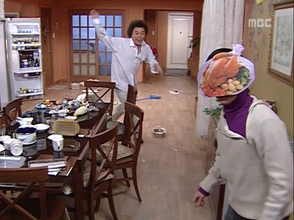 [거침없이하이킥] 괴물준하 사육하는 박해미 ㅋㅋㅋㅋㅋㅋㅋㅋ.jpg | 인스티즈