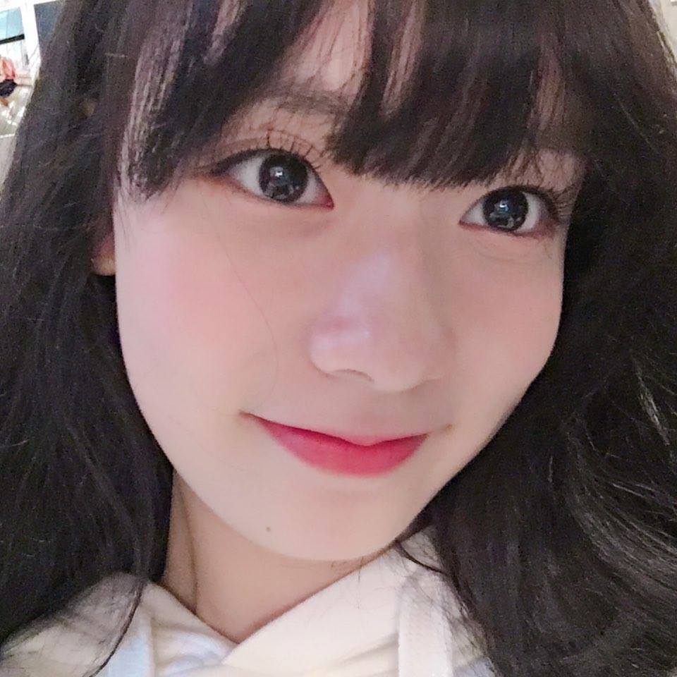 [프로듀스48] 소속사에서 올려준 김도아 사진들.jpg | 인스티즈