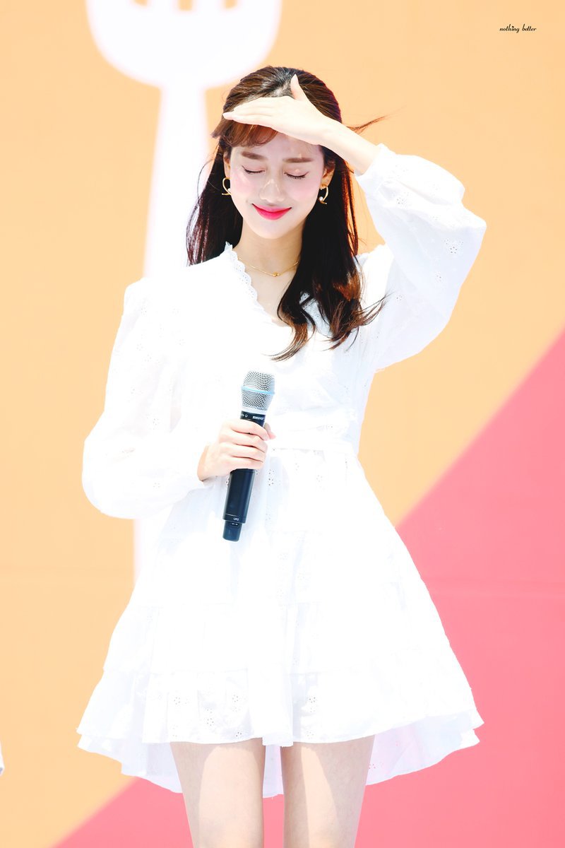 화사한 에이프릴 나은이.jpg | 인스티즈