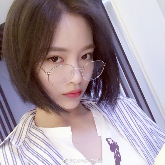 단발이 신의 한수가 된 중국 아이돌 | 인스티즈