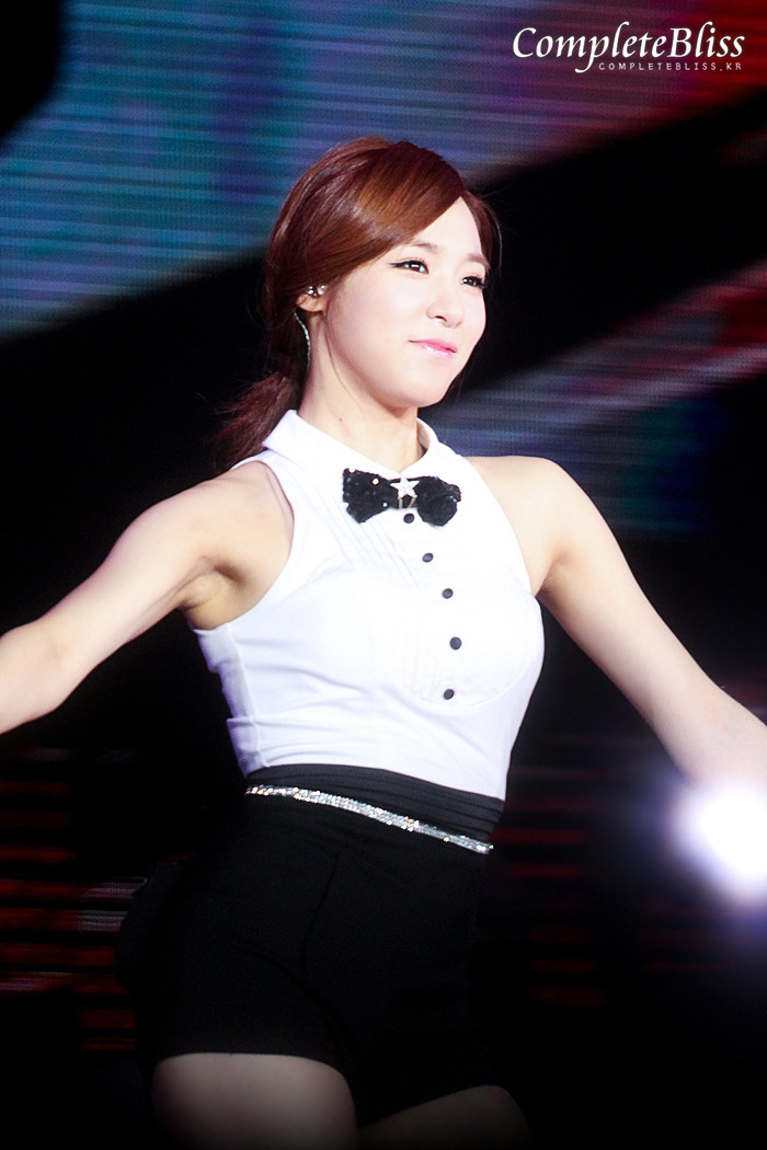 티파니 겨드랑이.JPG (feat.수지) | 인스티즈