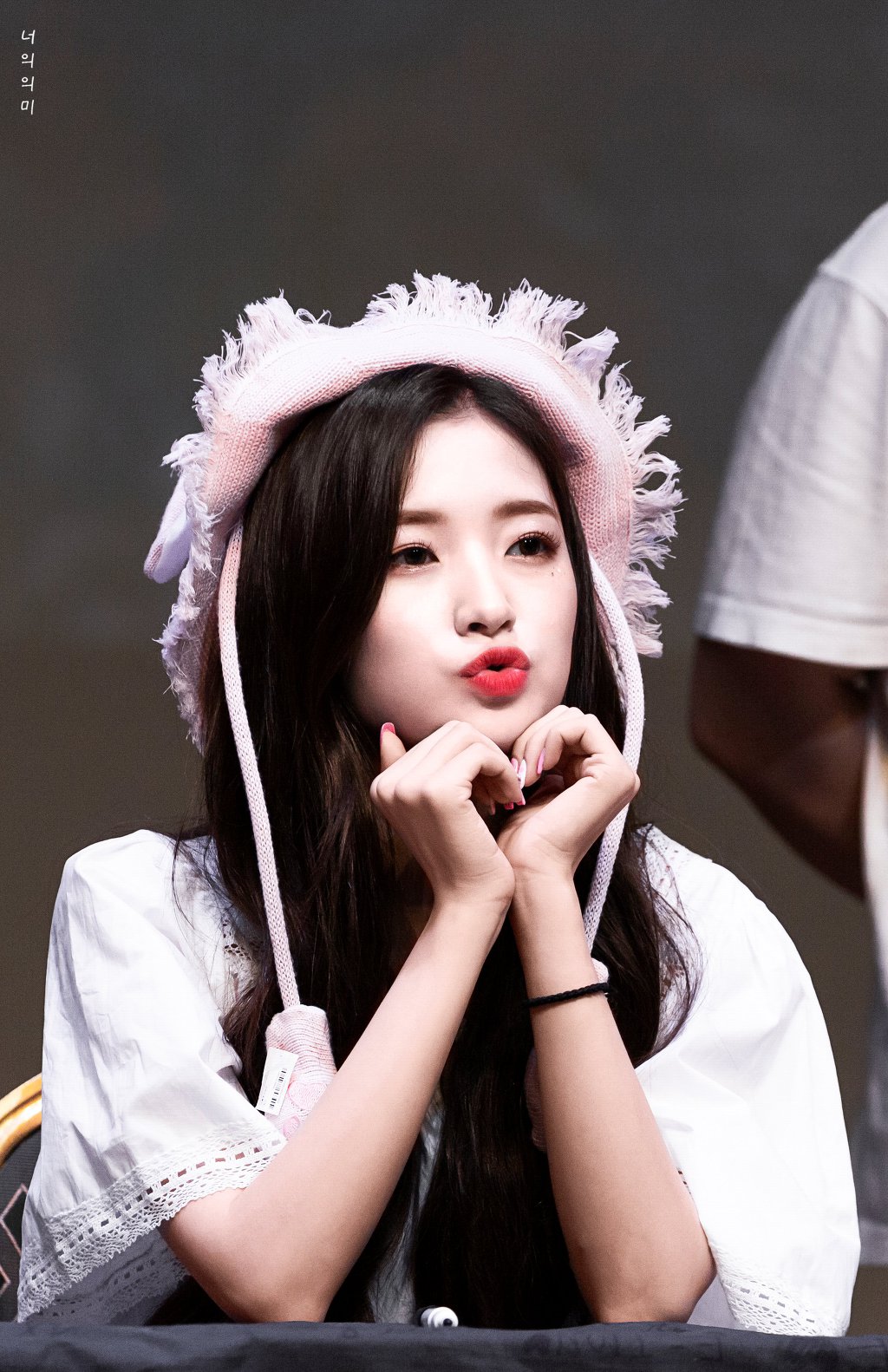 요즘 미모 절정인 오마이걸 아린이.jpgif (184장) | 인스티즈
