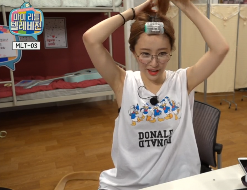 하니 겨드랑이 움짤.JPGIF (모두들굿나잇) | 인스티즈