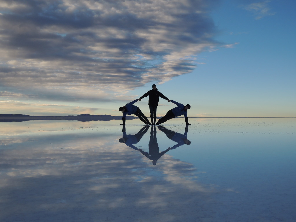 하늘을 비추는 거울이 있는 여행지.jpg | 인스티즈