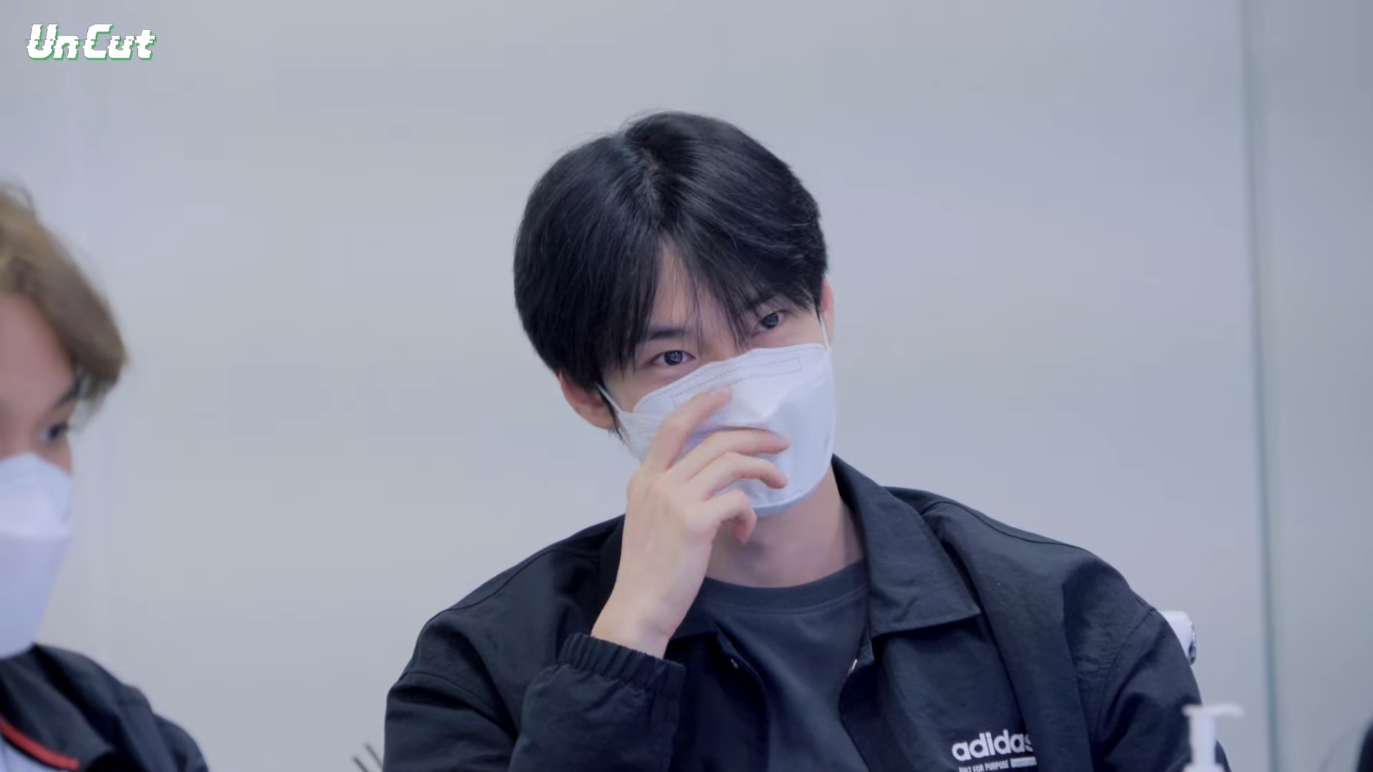 sticker 데모곡 듣고 표정관리 실패해버린 nct127 | 인스티즈