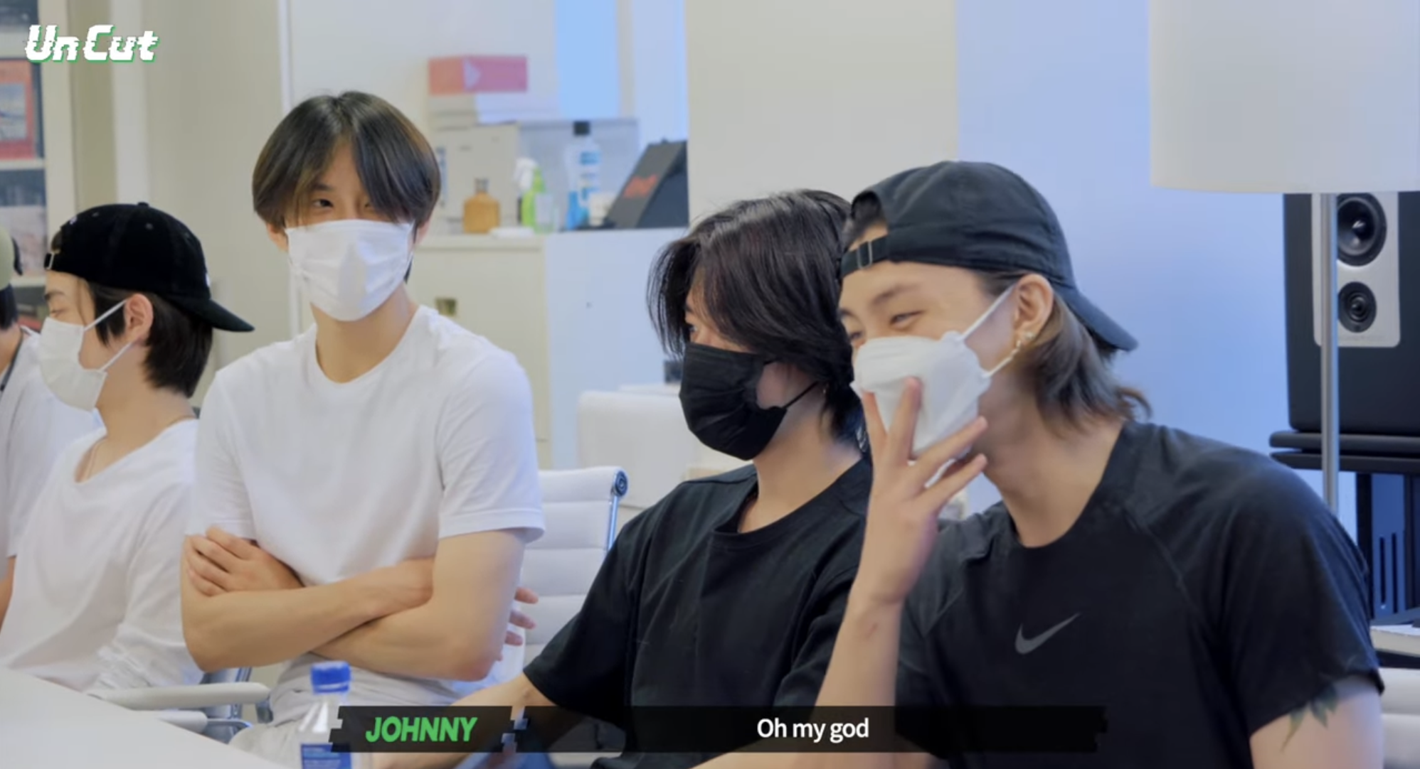 sticker 데모곡 듣고 표정관리 실패해버린 nct127 | 인스티즈