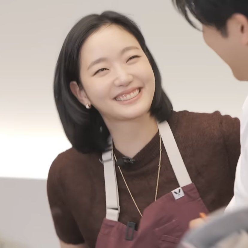 안성재가 플레이팅조언 개열심히하고잇는데 김고은 듣는척하더니.twt | 인스티즈