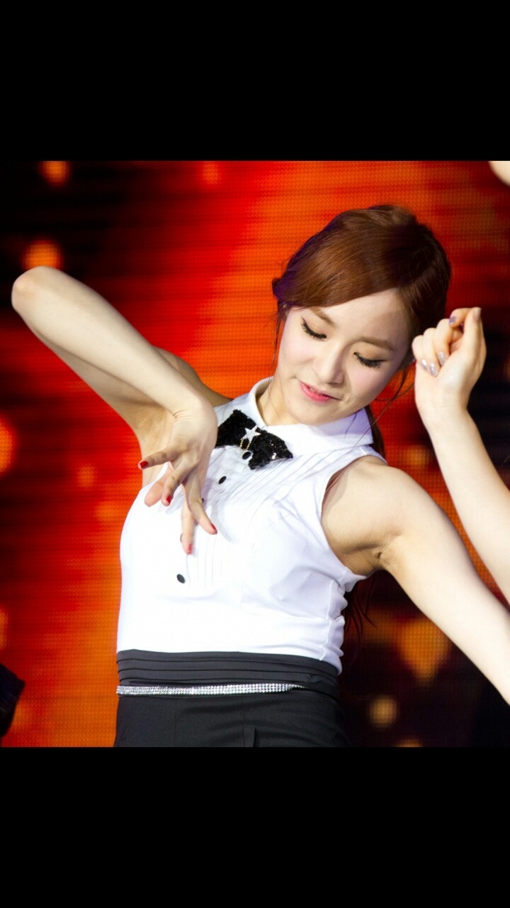 티파니 겨드랑이.JPG (feat.수지) | 인스티즈