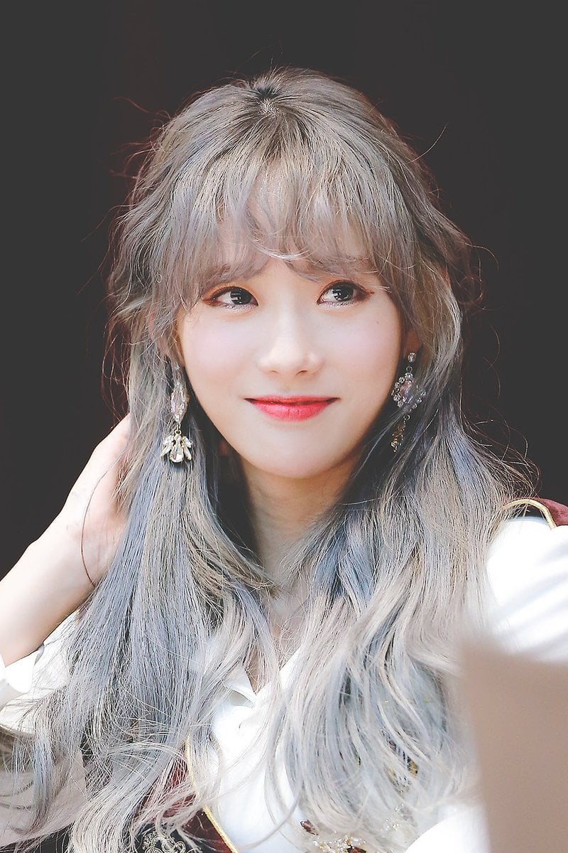 애쉬그래이머리가 잘어울리는 우주소녀 루다.jpgif | 인스티즈