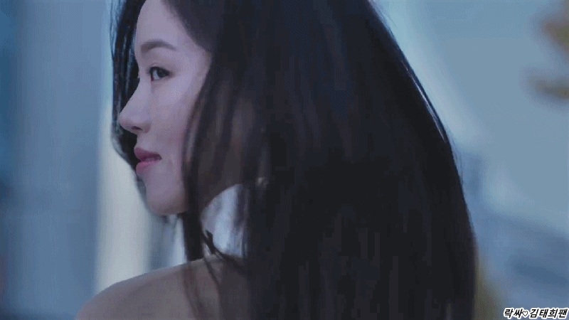 유니클로 CF 강한나 움짤.gif | 인스티즈