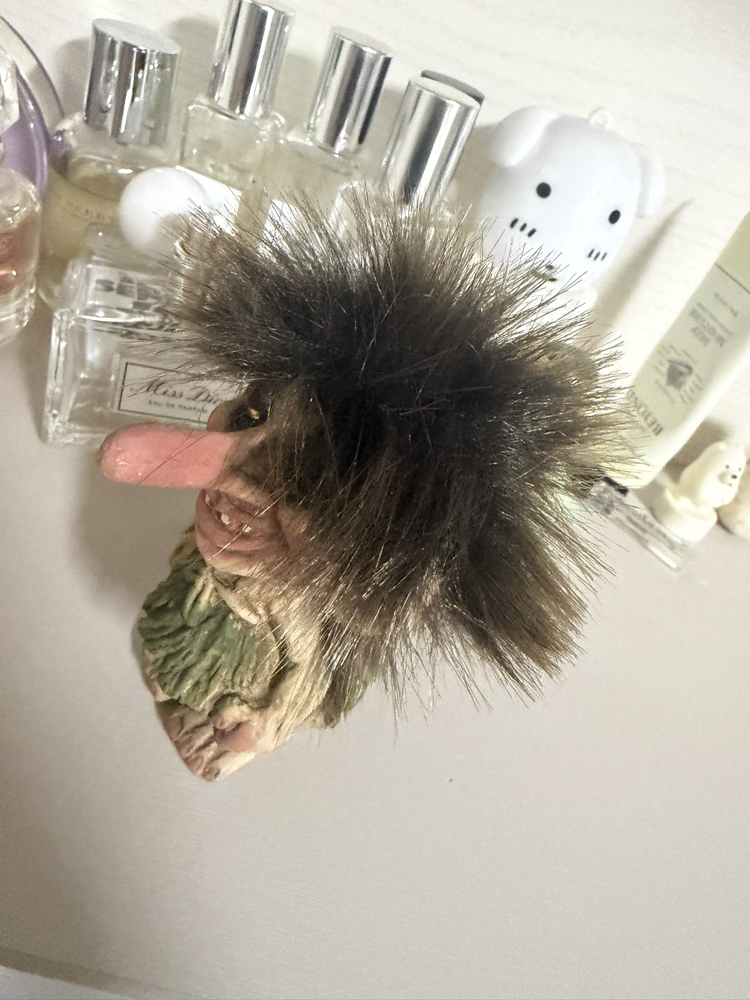 나랑 개빻은 인형 대결할사람.twt | 인스티즈