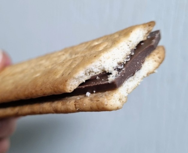 출시한지 반년도 안됐는데 불티나게 팔리는 중인 과자 | 인스티즈