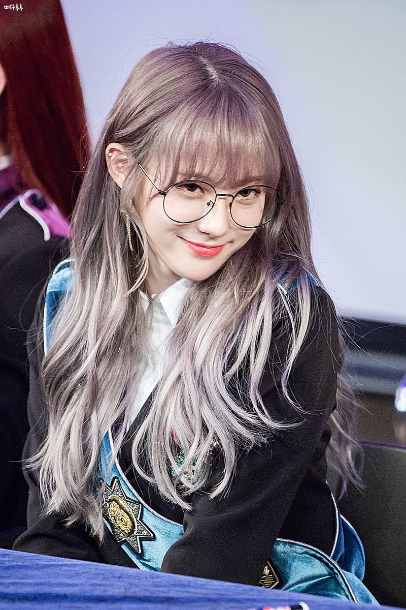 애쉬그래이머리가 잘어울리는 우주소녀 루다.jpgif | 인스티즈