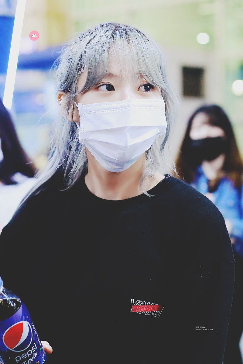 애쉬그래이머리가 잘어울리는 우주소녀 루다.jpgif | 인스티즈