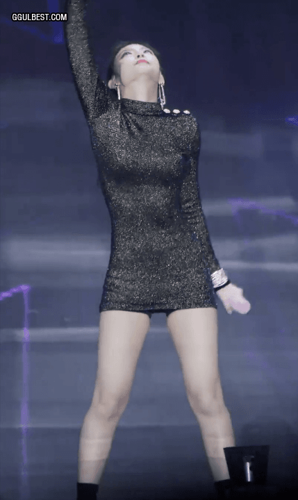 타이트한 원피스입은 블랙핑크 제니.jpgif | 인스티즈