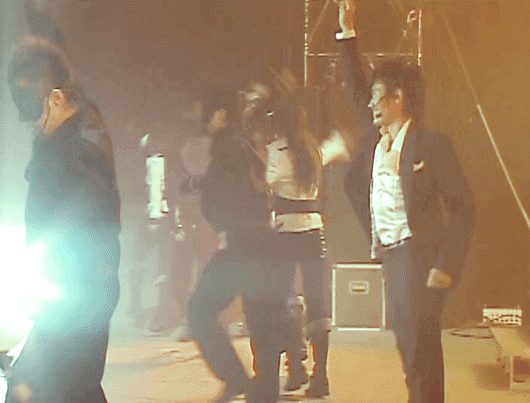 ??? : 어이 신병! 일어나라 점호시간이다 | 인스티즈