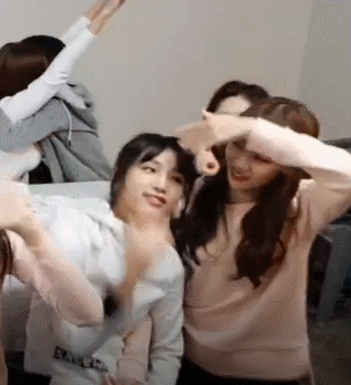 아이즈원) 예나에게 능욕 당하는 쌈무.gif | 인스티즈