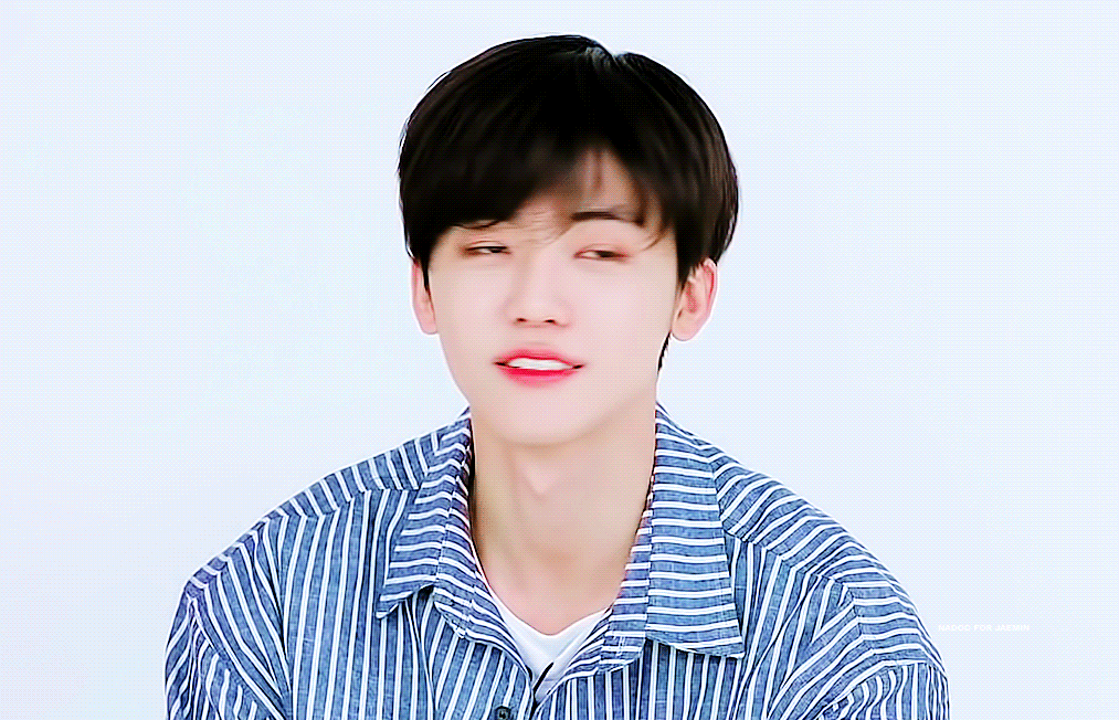 남궁민이 아들을 낳아도 이정도로는 안 닮았을 것 같은 남돌 멤버.gif | 인스티즈