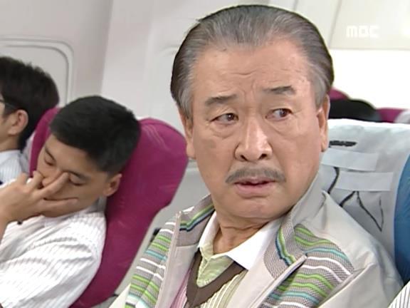 [거침없이하이킥] 비행기 안에서 민폐짓 쩌는 순재네 식구들ㅋㅋㅋㅋㅋ.jpg | 인스티즈