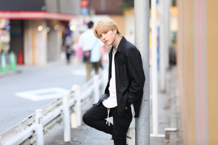 K-POP 영향으로 30년만에 스타일이 바뀐 일본 호스트 근황ㄷㄷㄷ | 인스티즈