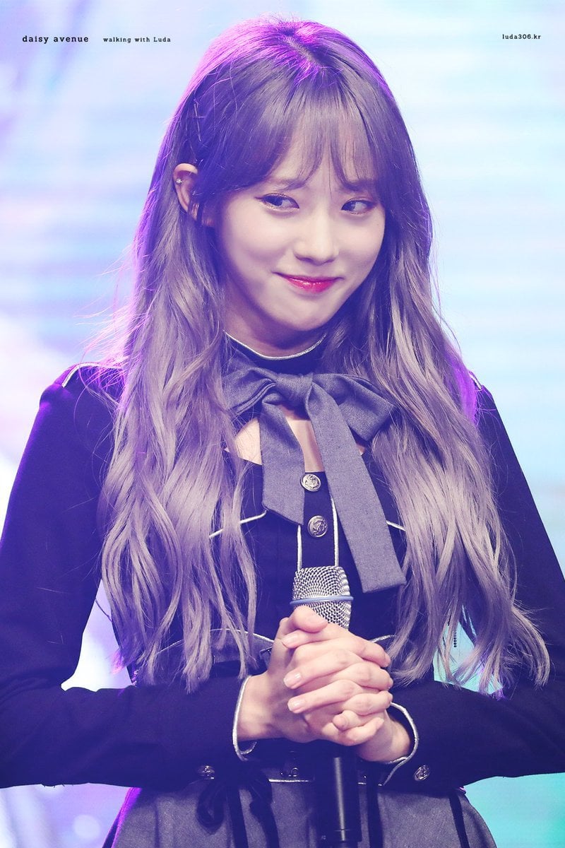 애쉬그래이머리가 잘어울리는 우주소녀 루다.jpgif | 인스티즈