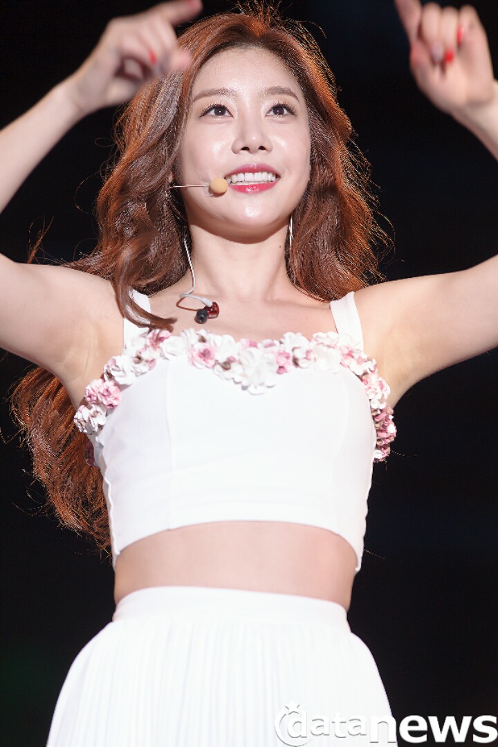 겨드랑이 모음 | 인스티즈