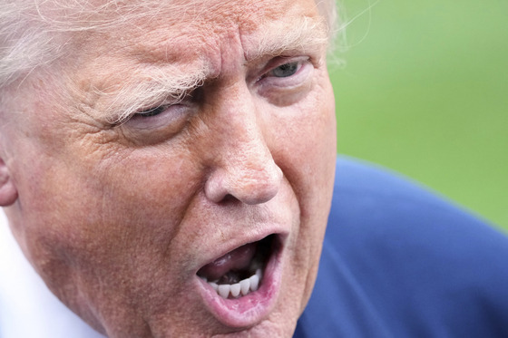 트럼프 화내는 모습.....jpg | 인스티즈