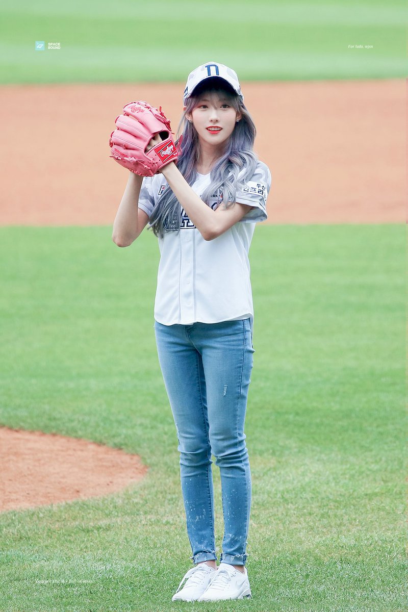 애쉬그래이머리가 잘어울리는 우주소녀 루다.jpgif | 인스티즈