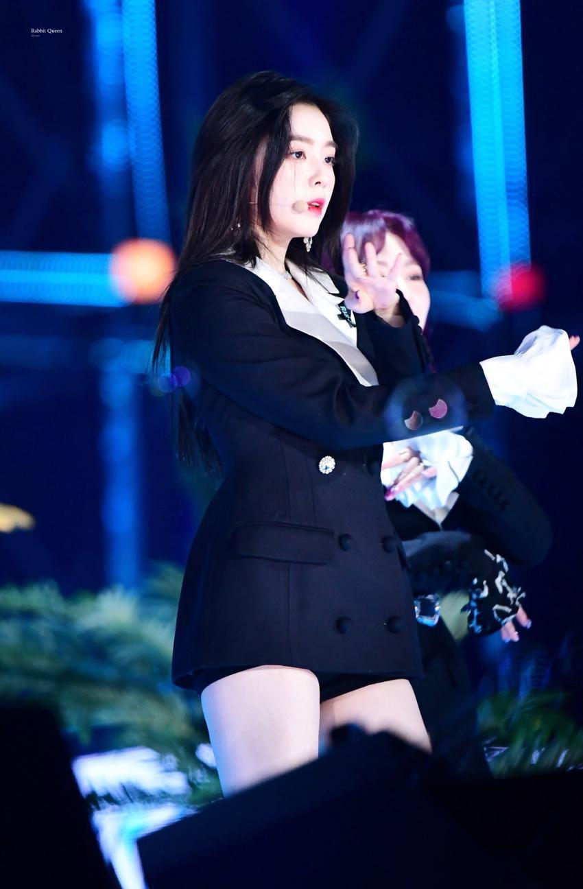 블랙이 잘어울리는 아이린.jpg | 인스티즈