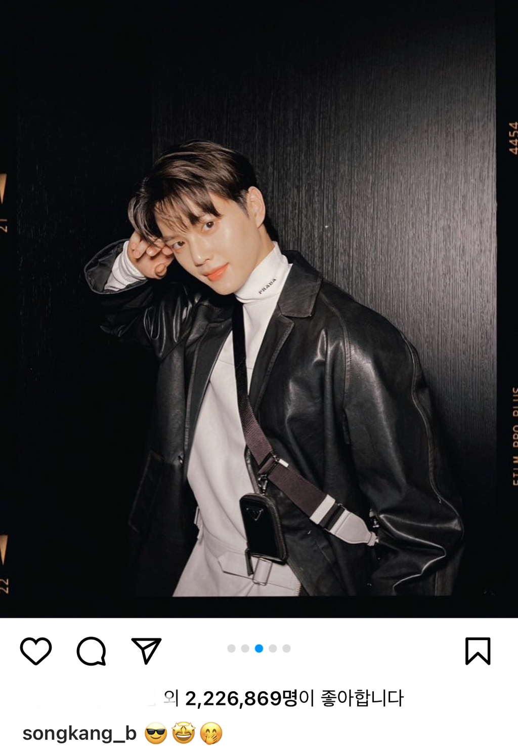 누군가가 애기어 자제시킨듯한 송강.jpg | 인스티즈