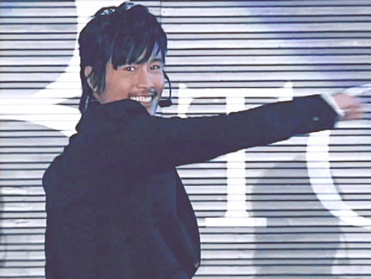 ??? : 어이 신병! 일어나라 점호시간이다 | 인스티즈