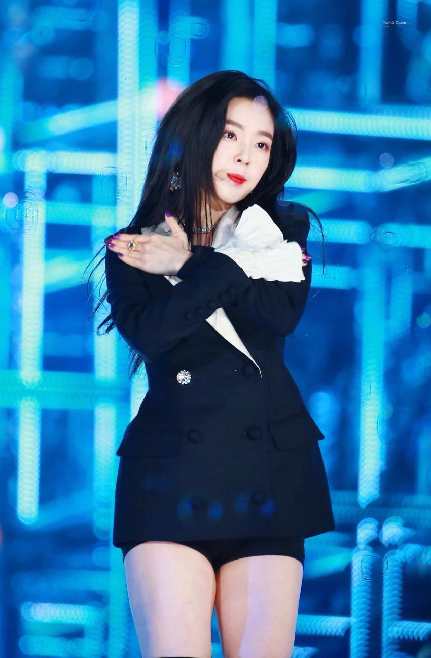 블랙이 잘어울리는 아이린.jpg | 인스티즈