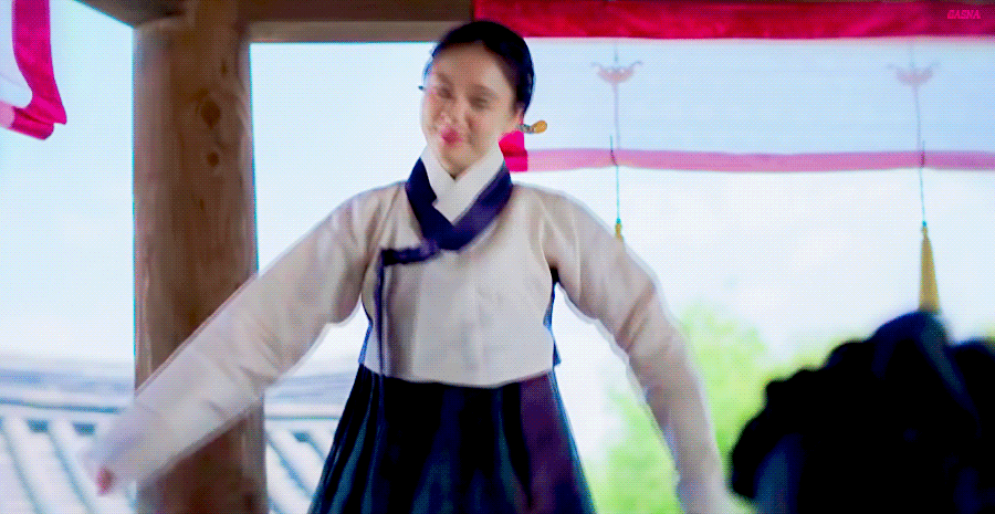 [연인] 나에겐 자기처럼 닳고 닳은 사내가 어울린다던, 내가 죽어버리라고 마지막으로 말했던 도련님이 내가 찾던 꿈 속 바로 그..gif | 인스티즈