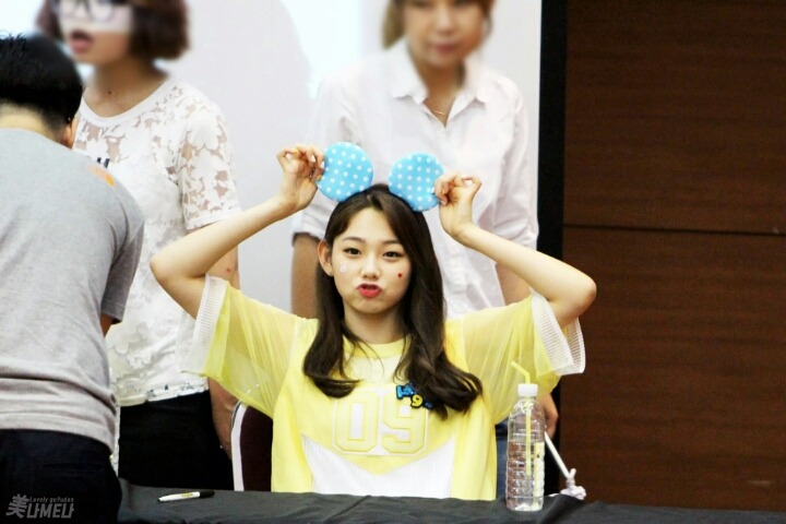진짜 얼굴이 동글동글하게 생긴 강미나 | 인스티즈