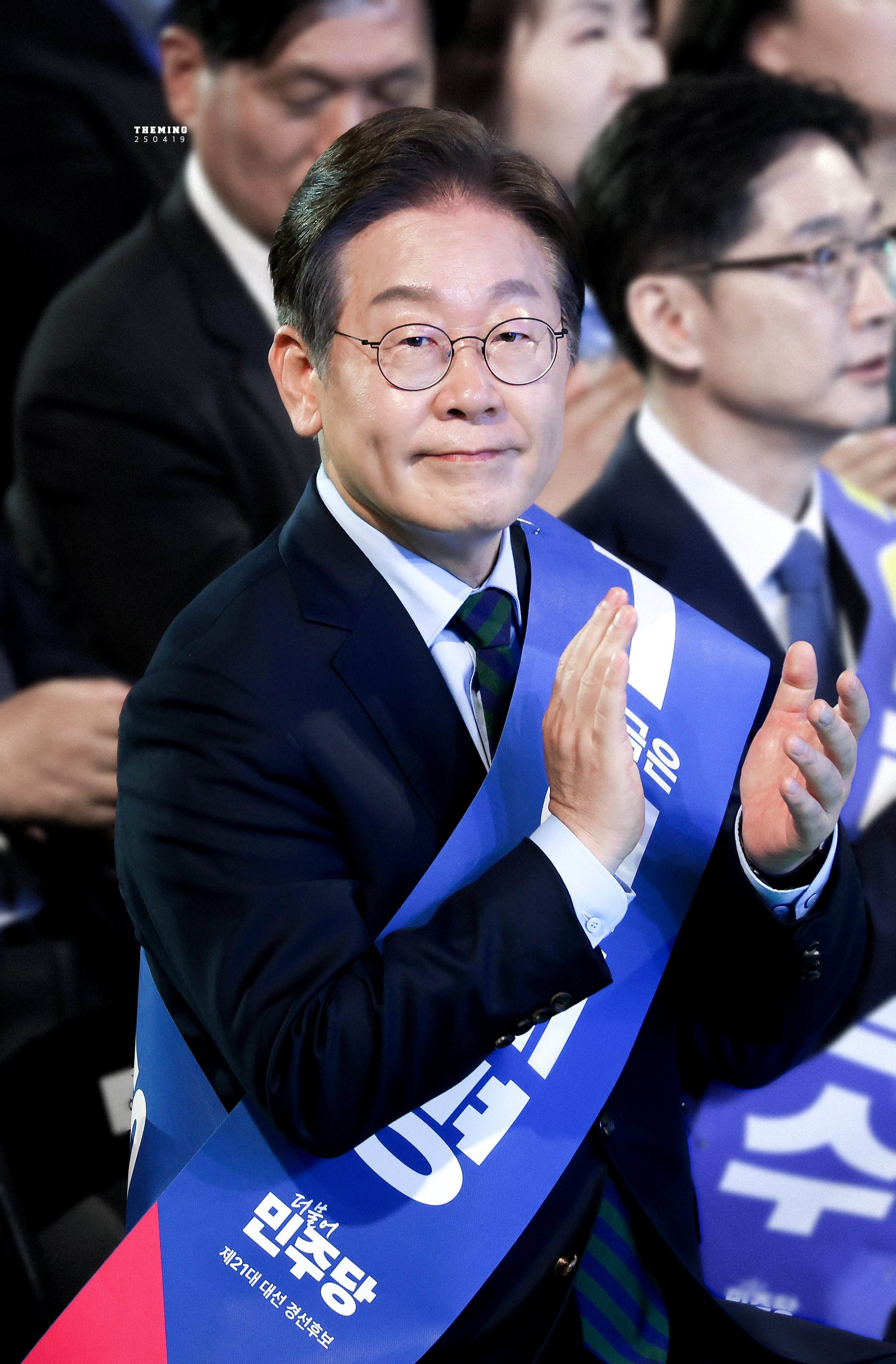 자기 홈마 카메라 잘 찾는 이재명 | 인스티즈